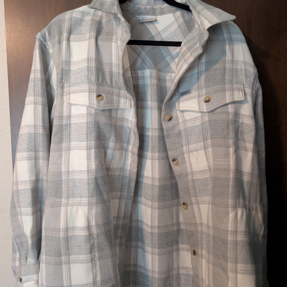 Columbia Men's Light Gray Plaid Shirt Jacket